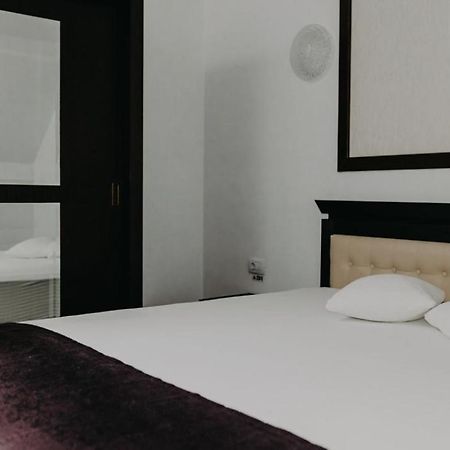 Pensiune Restaurant Capra Neagra Мойсей Экстерьер фото