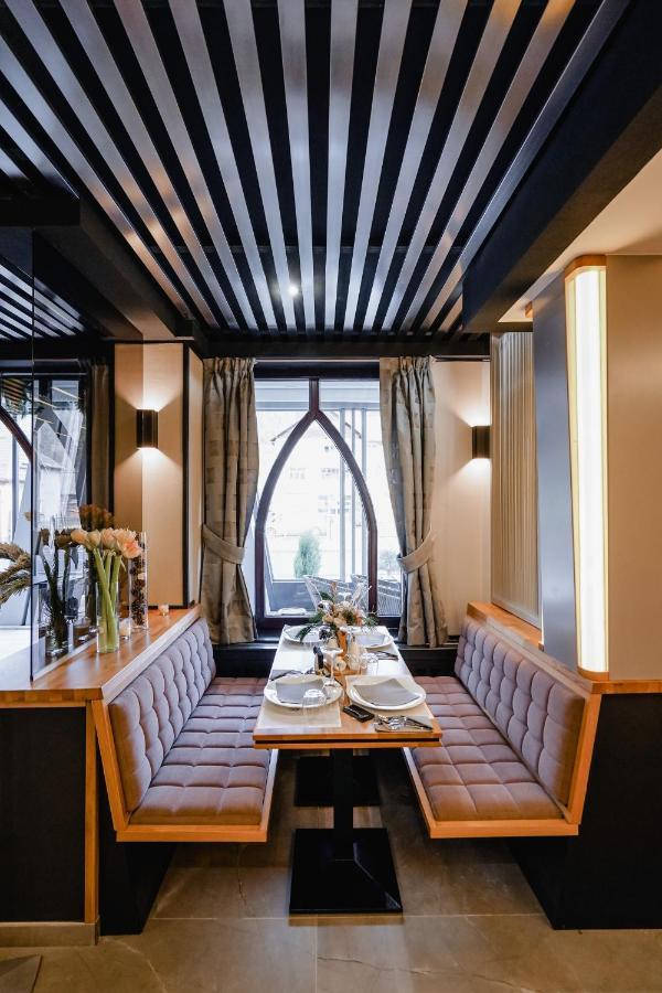 Pensiune Restaurant Capra Neagra Мойсей Экстерьер фото