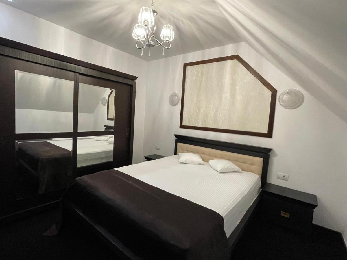 Pensiune Restaurant Capra Neagra Мойсей Экстерьер фото